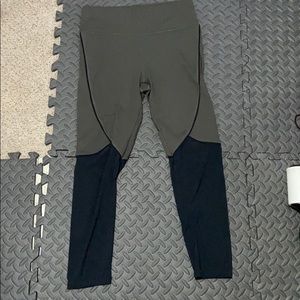 Fabletics high waist 7/8 mesh leggings